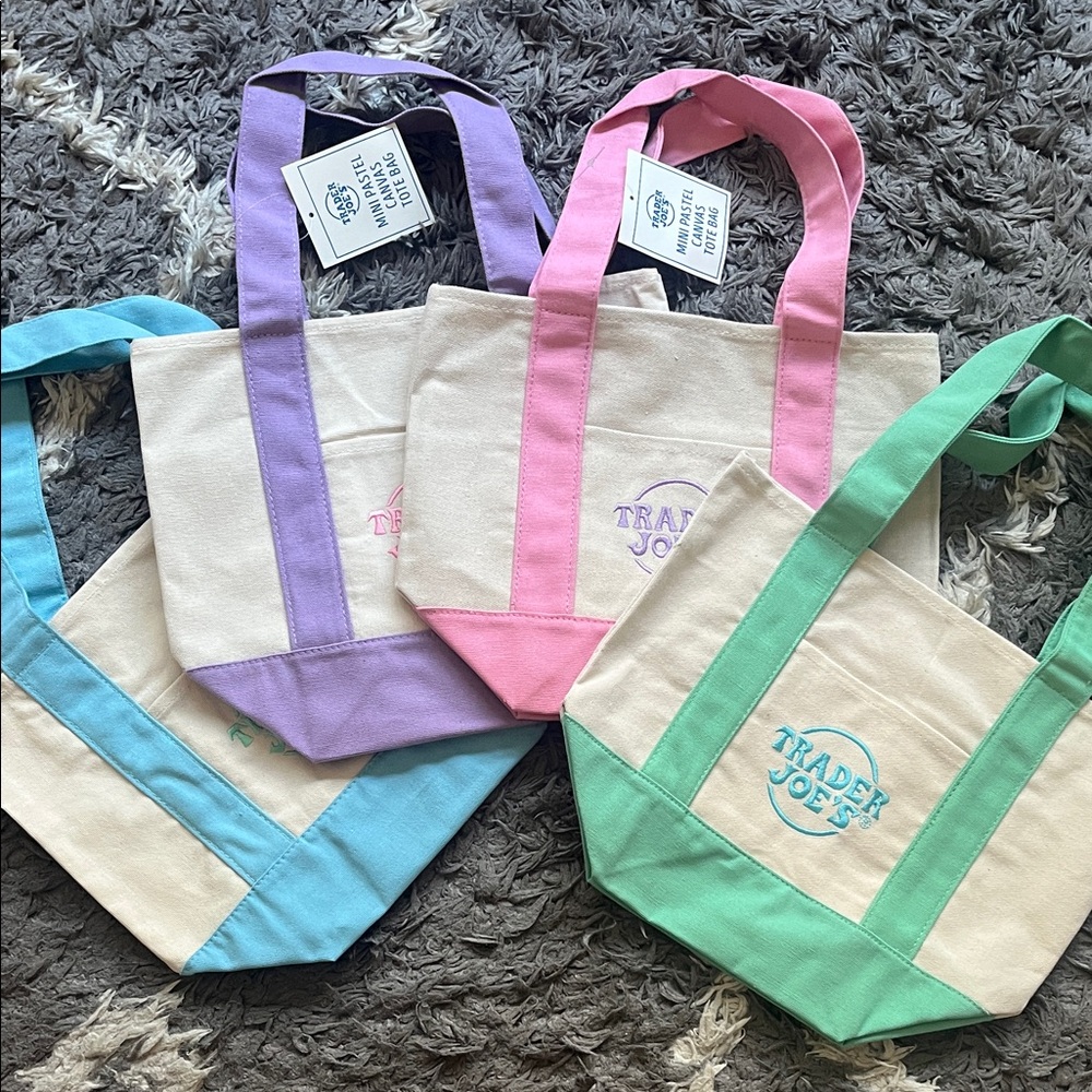 Trader Joe’s mini pastel canvas tote bag. Set of 4. New with tags.